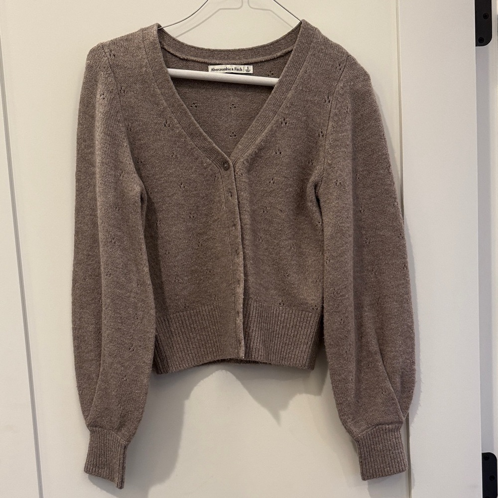 Abercrombie & Fitch Taupe V-Neck Cardigan